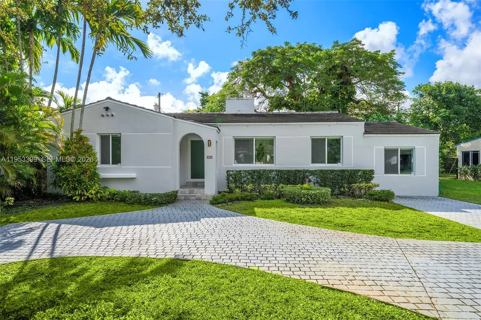 2 bedroom 1 bath Residential Lease for rent at 166 NW 100th Ter, Miami Shores FL 33150