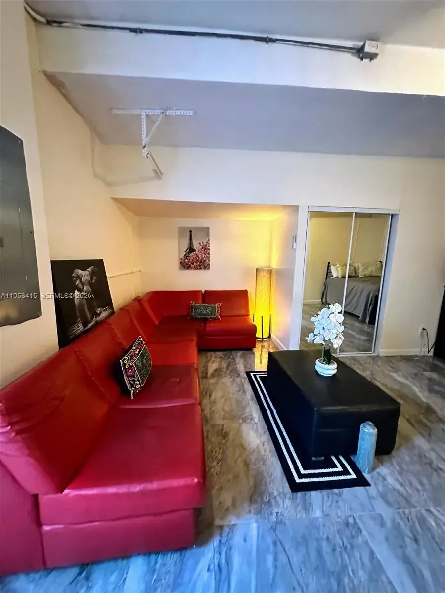 1 bath Residential Lease for rent at 1044 SW 145th Ct, Miami FL 33184