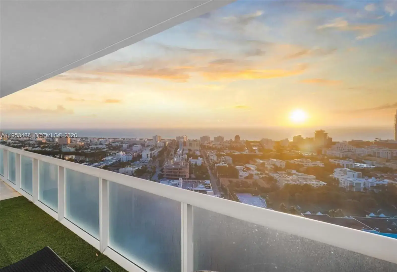 2 bedroom 2 bath Residential Lease for rent at 450 Alton Rd # 2810, Miami Beach FL 33139
