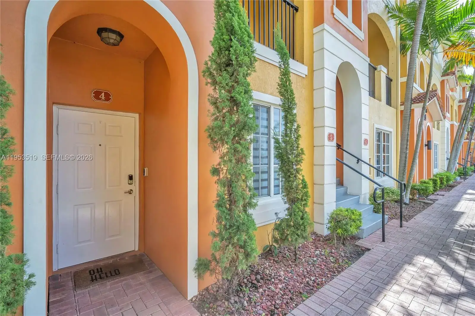 2 bedroom 2 bath Residential for sale at 121 NW 2nd Ave # 4, Hallandale Beach FL 33009