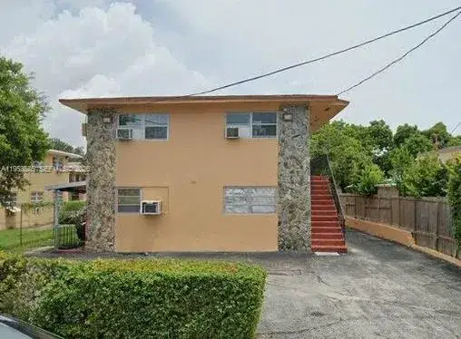Commercial Sale for sale at 1753 SW 6th St, Miami FL 33135