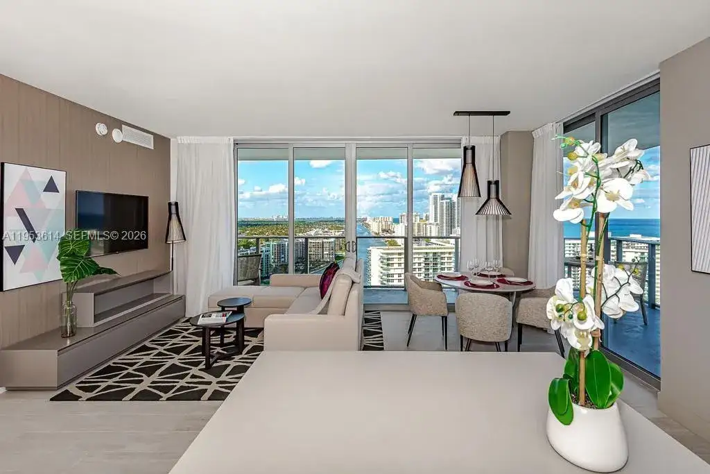 2 bedroom 2 bath Residential for sale at 4010 S Ocean Dr # R2701, Hollywood FL 33019