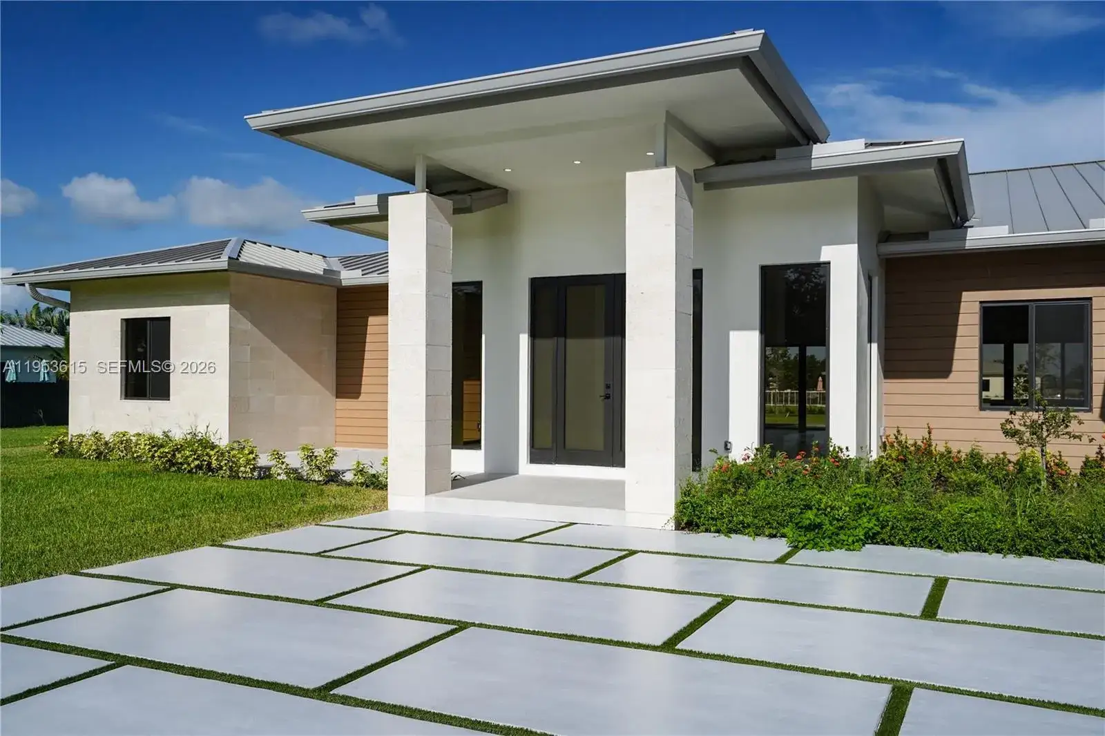 5 bedroom 6 bath Residential for sale at 27505 SW 172nd Ave, Homestead FL 33031