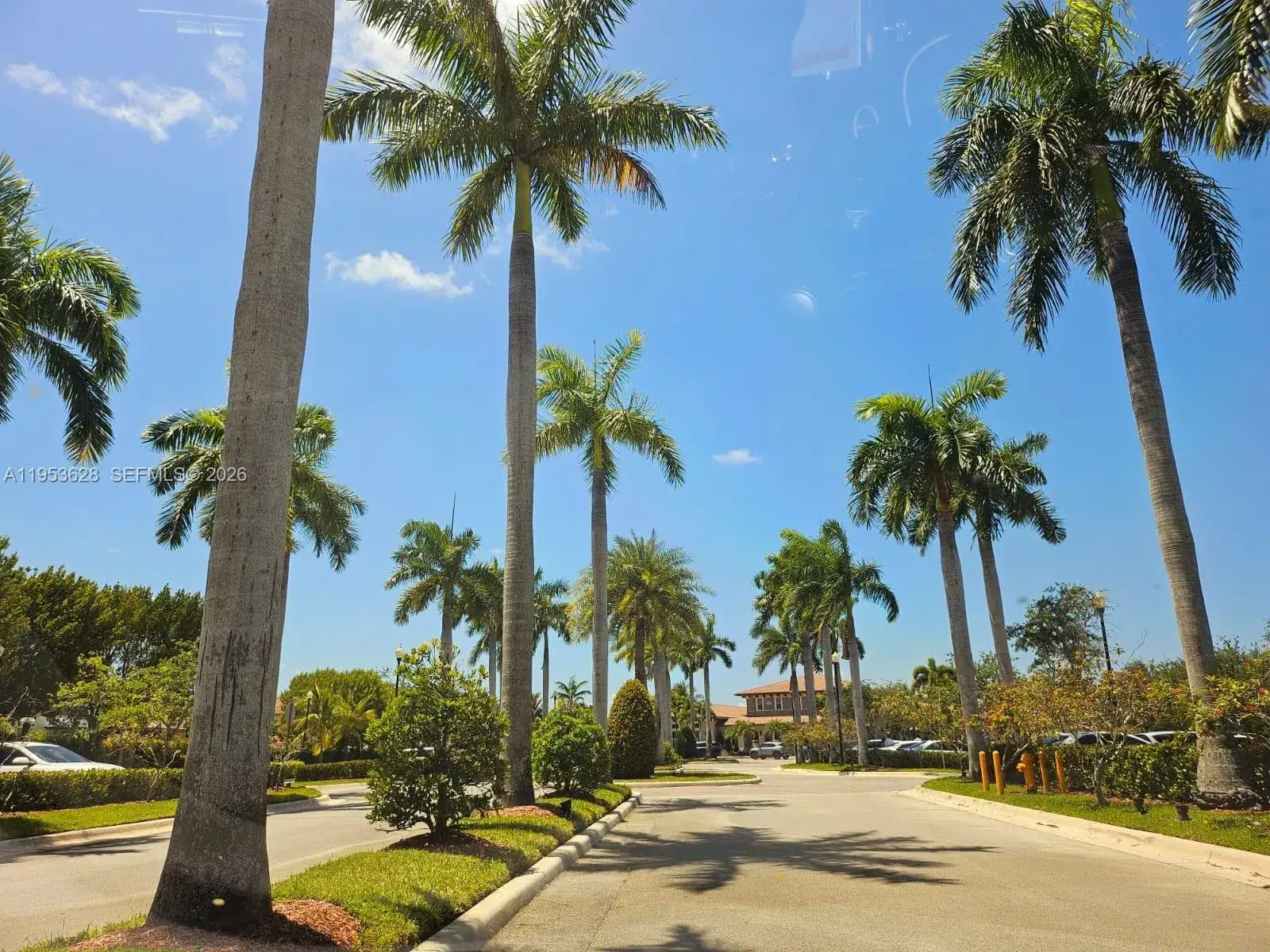 3 bedroom 2 bath Residential for sale at 22526 SW 89th Pl, Cutler Bay FL 33190