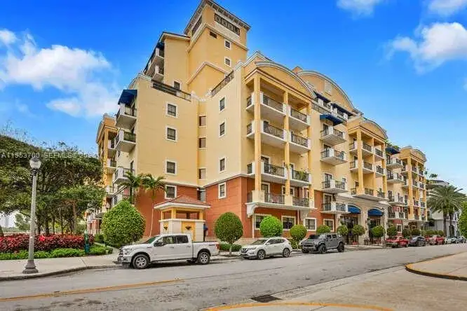 2 bedroom 2 bath Residential for sale at 8395 SW 73rd Ave # 104, Miami FL 33143