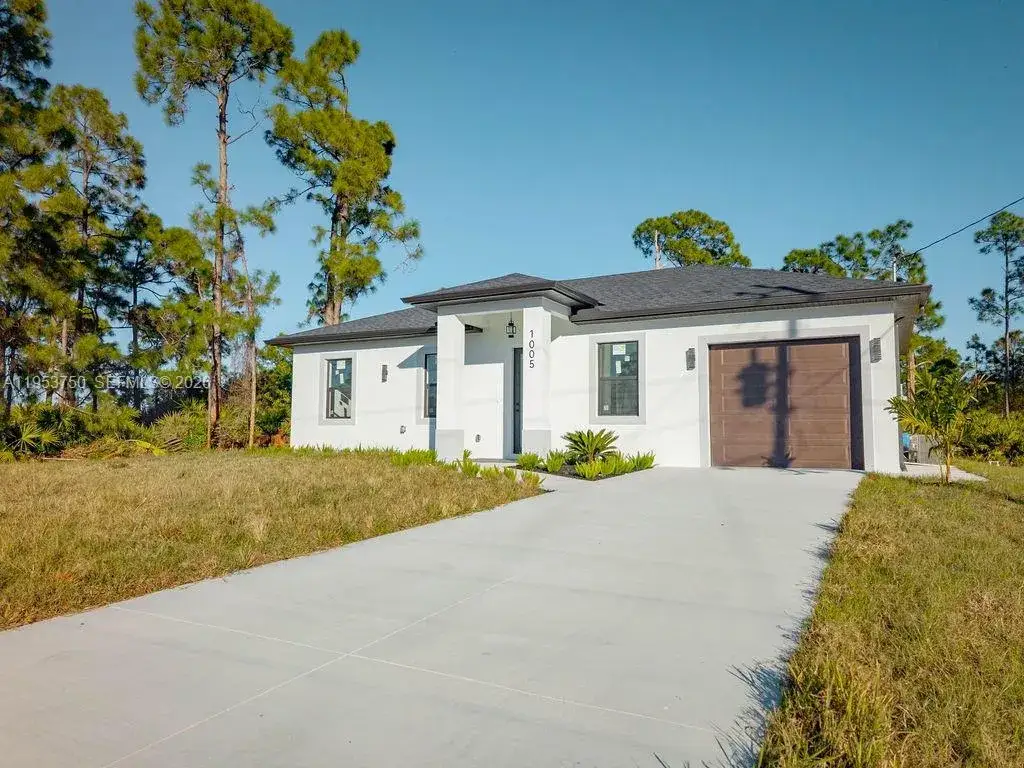 3 bedroom 2 bath Residential for sale at 1005 Brenton Ave, Lehigh Acres FL 33974