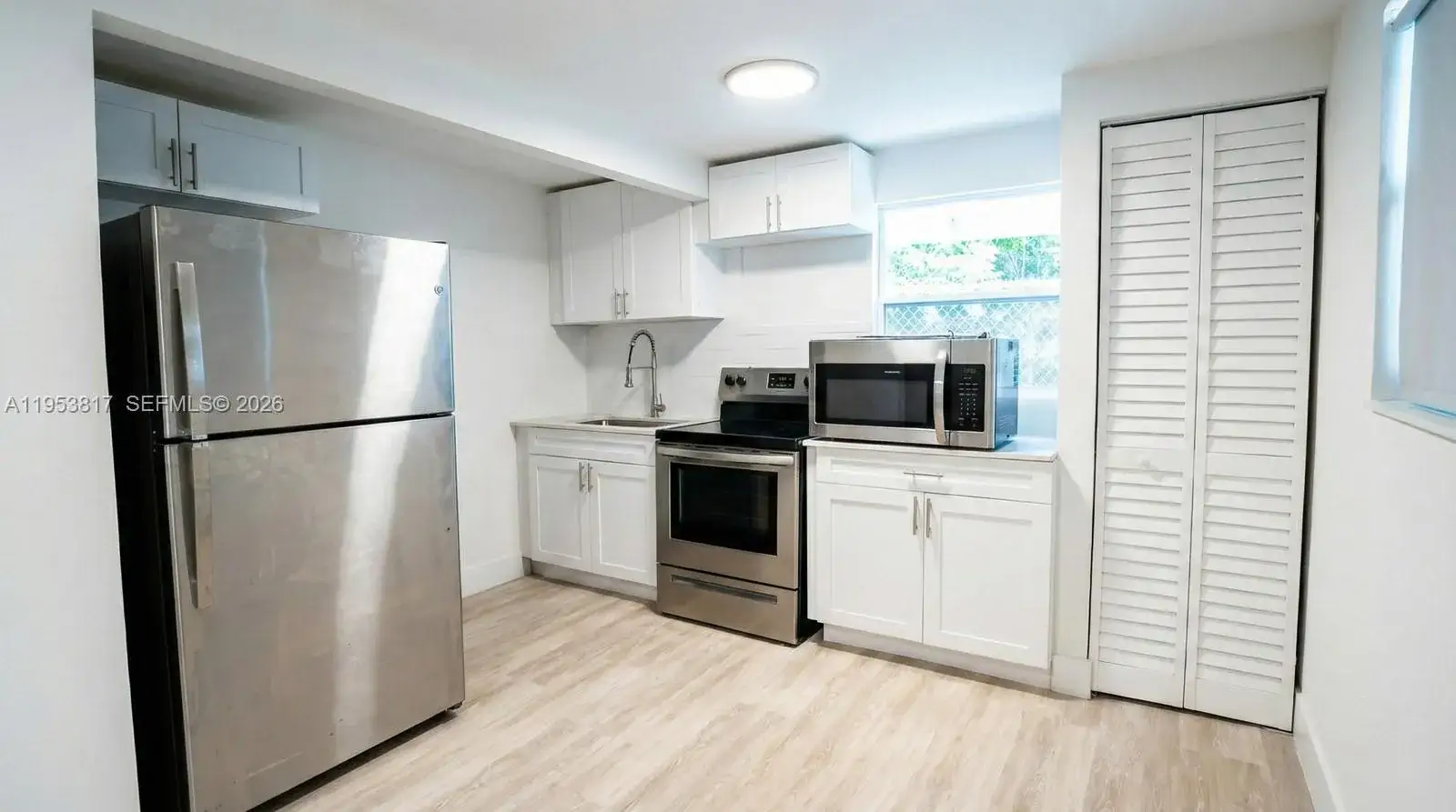 1 bedroom 1 bath Residential Lease for rent at 128 NW 53rd St # C, Miami FL 33127