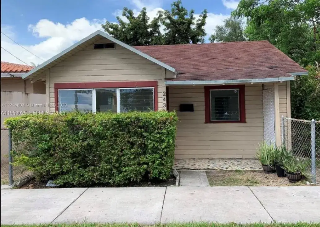 1 bedroom 1 bath Residential Lease for rent at 2430 SW 25th Ter # C, Miami FL 33133