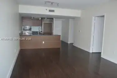 1 bedroom 1 bath Residential for sale at 475 Brickell Ave # 1814, Miami FL 33131