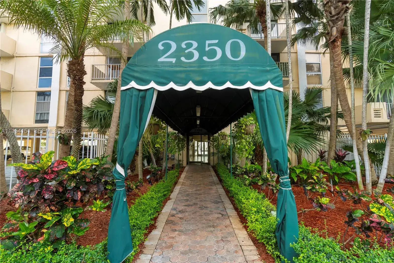 2350 NE 135th St # 1202, North Miami FL 33181