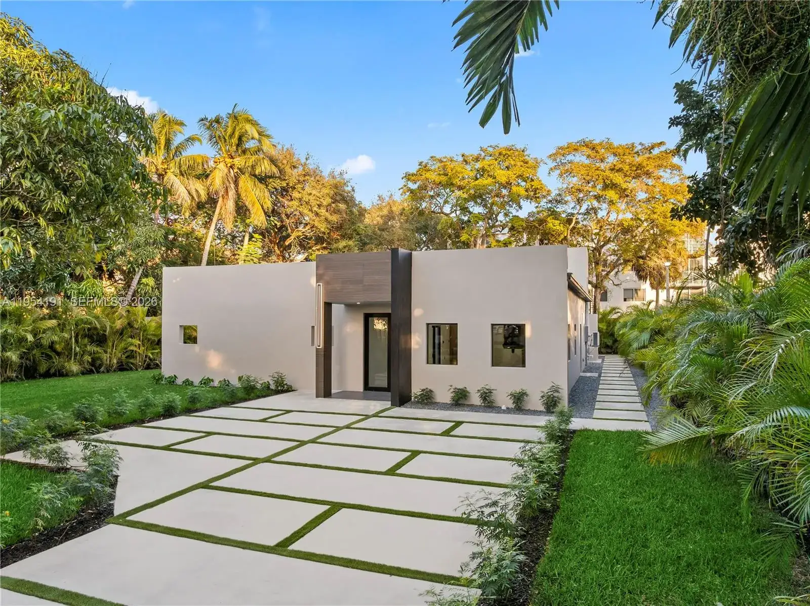 2 bedroom 1 bath Residential for sale at 12335 Griffing Blvd, North Miami FL 33161