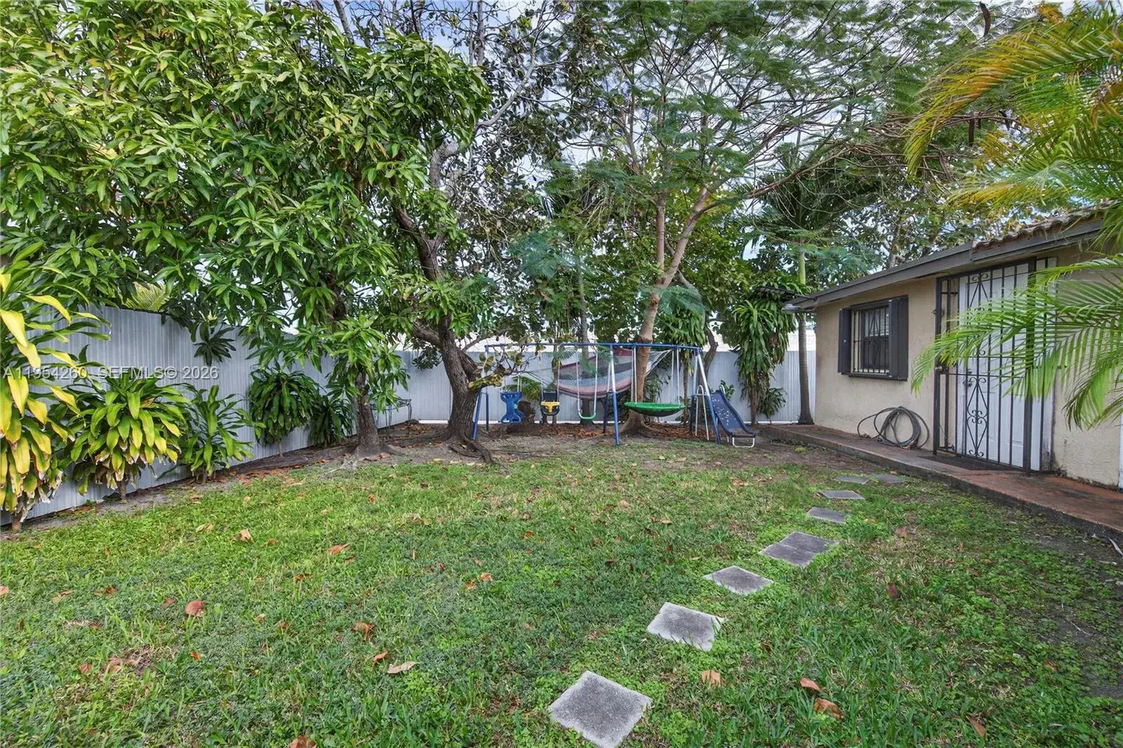 3 bedroom 2 bath Residential for sale at 17307 SW 115th Ave, Miami FL 33157