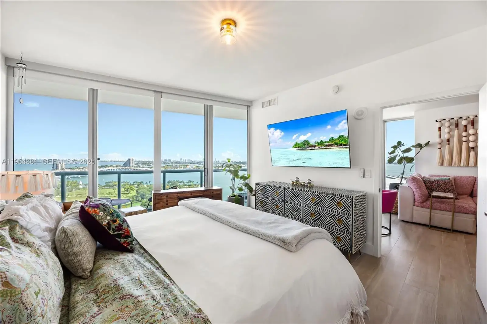 2 bedroom 2 bath Residential for sale at 888 Biscayne Blvd # 2009, Miami FL 33132