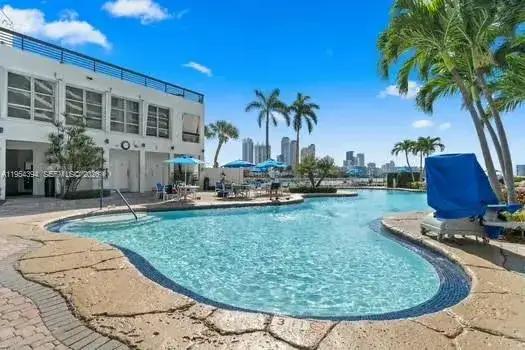 2 bedroom 2 bath Residential for sale at 19195 NE 36th Ct # 2302, Aventura FL 33180