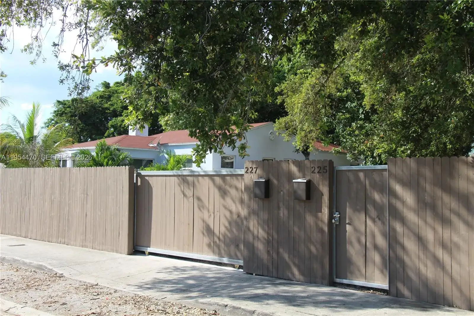 2 bedroom 1 bath Residential Lease for rent at 225 NW 59th St # A, Miami FL 33127