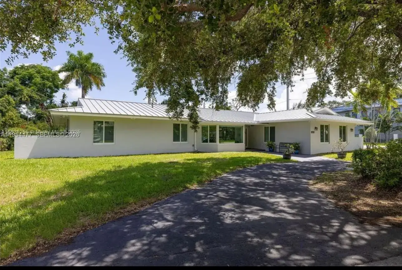 4 bedroom 3 bath Residential for sale at 7980 SW 108th St, Miami FL 33156