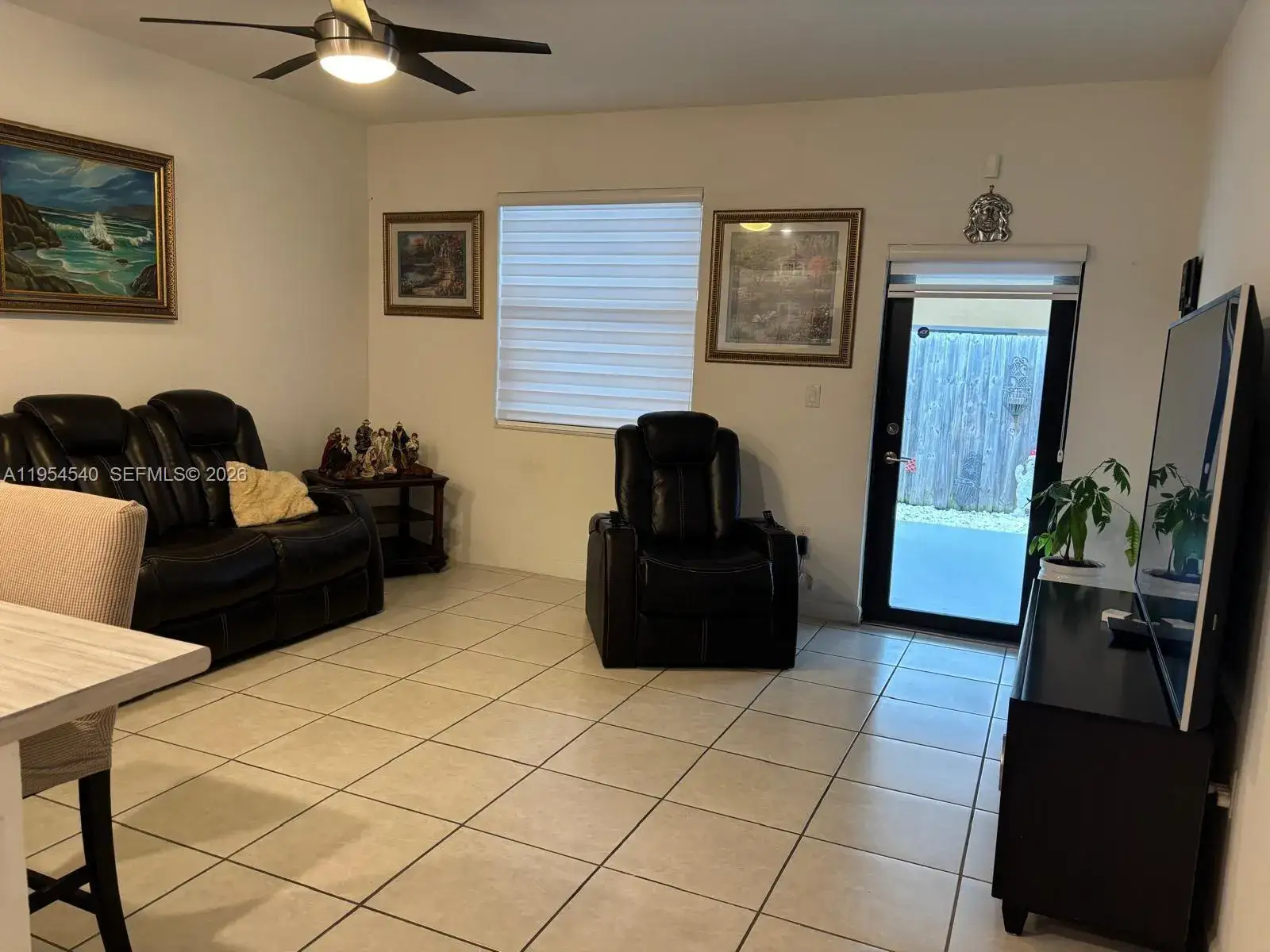 4 bedroom 3 bath Residential Lease for rent at 23622 SW 115th Ave, Miami FL 33032