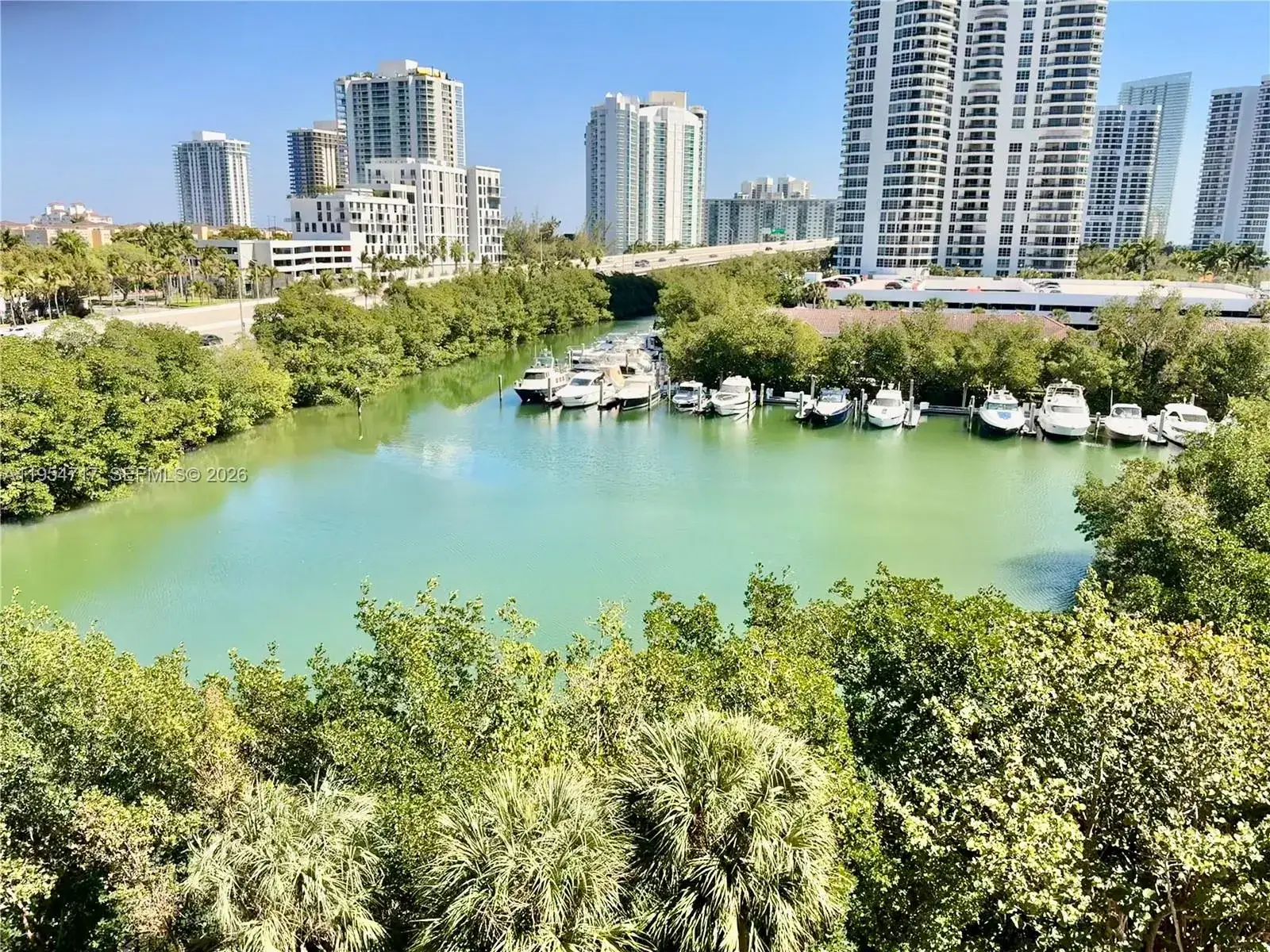 2 bedroom 2 bath Residential for sale at 3400 NE 192nd St # 710, Aventura FL 33180