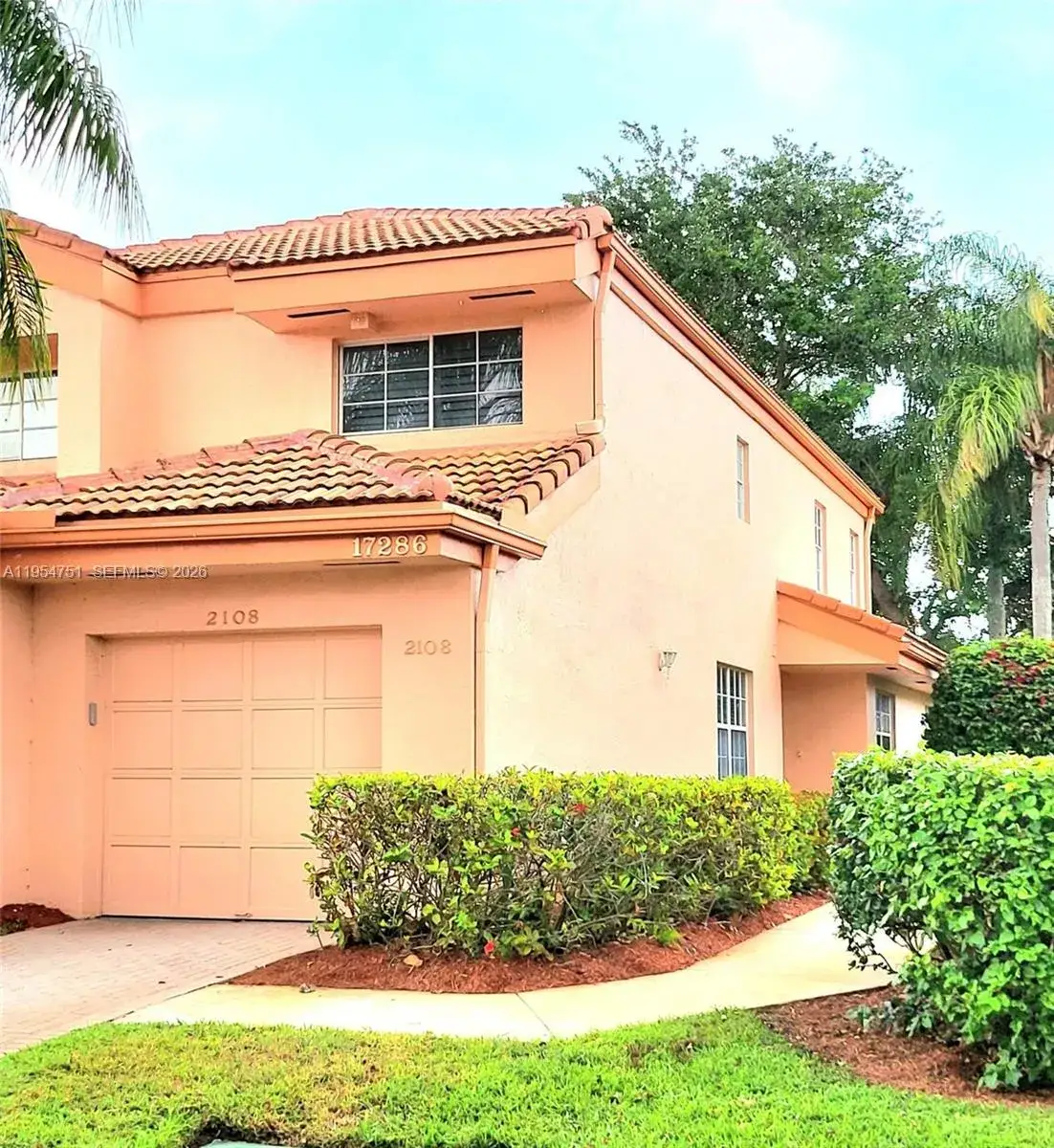 2 bedroom 2 bath Residential for sale at 17286 Boca Club Blvd # 2108, Boca Raton FL 33487