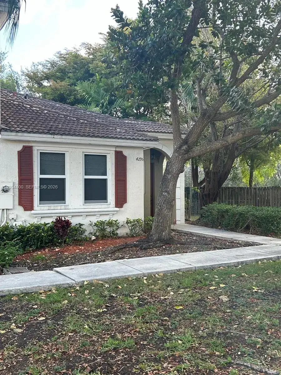 2 bedroom 2 bath Residential for sale at 4295 NE 10th Ct, Homestead FL 33033