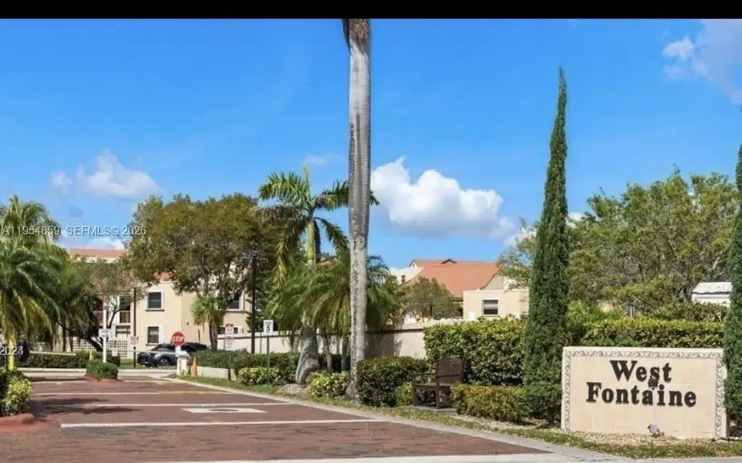 2 bedroom 2 bath Residential for sale at 10229 NW 9th St Cir # 2, Miami FL 33172