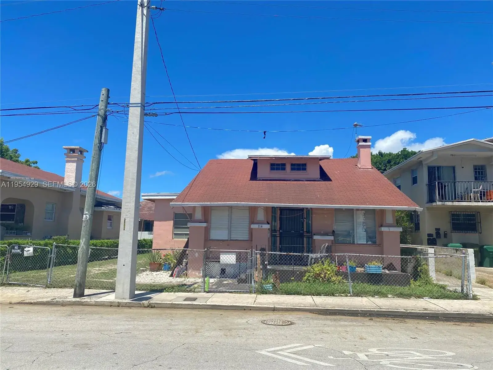 Residential Income for sale at 114 NW 10th Ave, Miami FL 33128