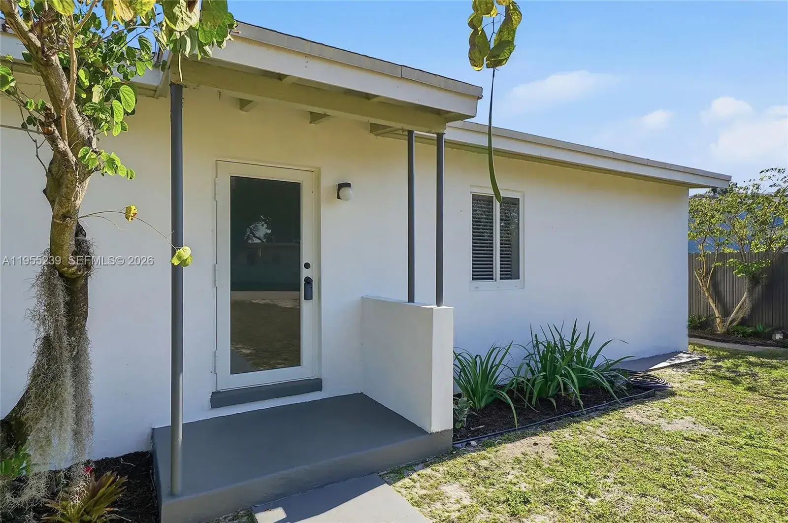 3 bedroom 2 bath Residential for sale at 1308 NW 13th Ct, Fort Lauderdale FL 33311