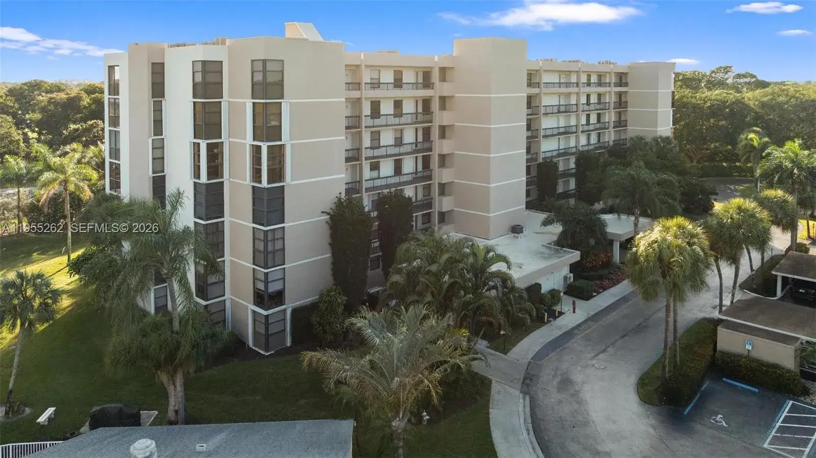 2 bedroom 2 bath Residential for sale at 6662 Boca Del Mar Dr # 112, Boca Raton FL 33433