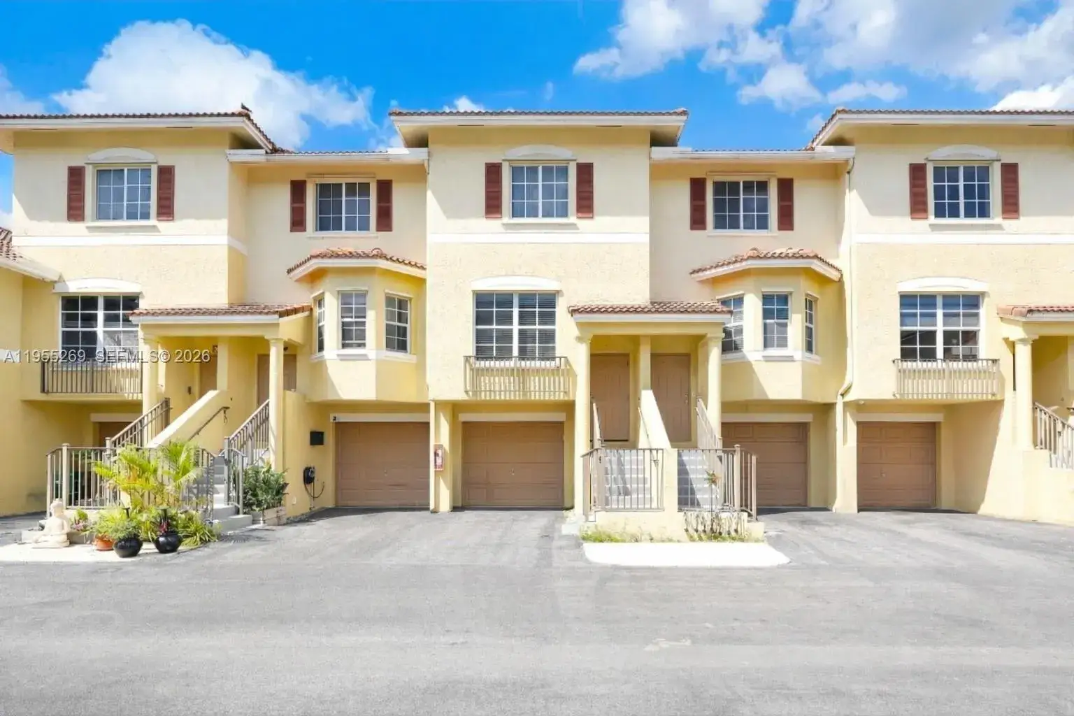 2 bedroom 2 bath Residential Lease for rent at 738 NE 90th St # 207, Miami FL 33138
