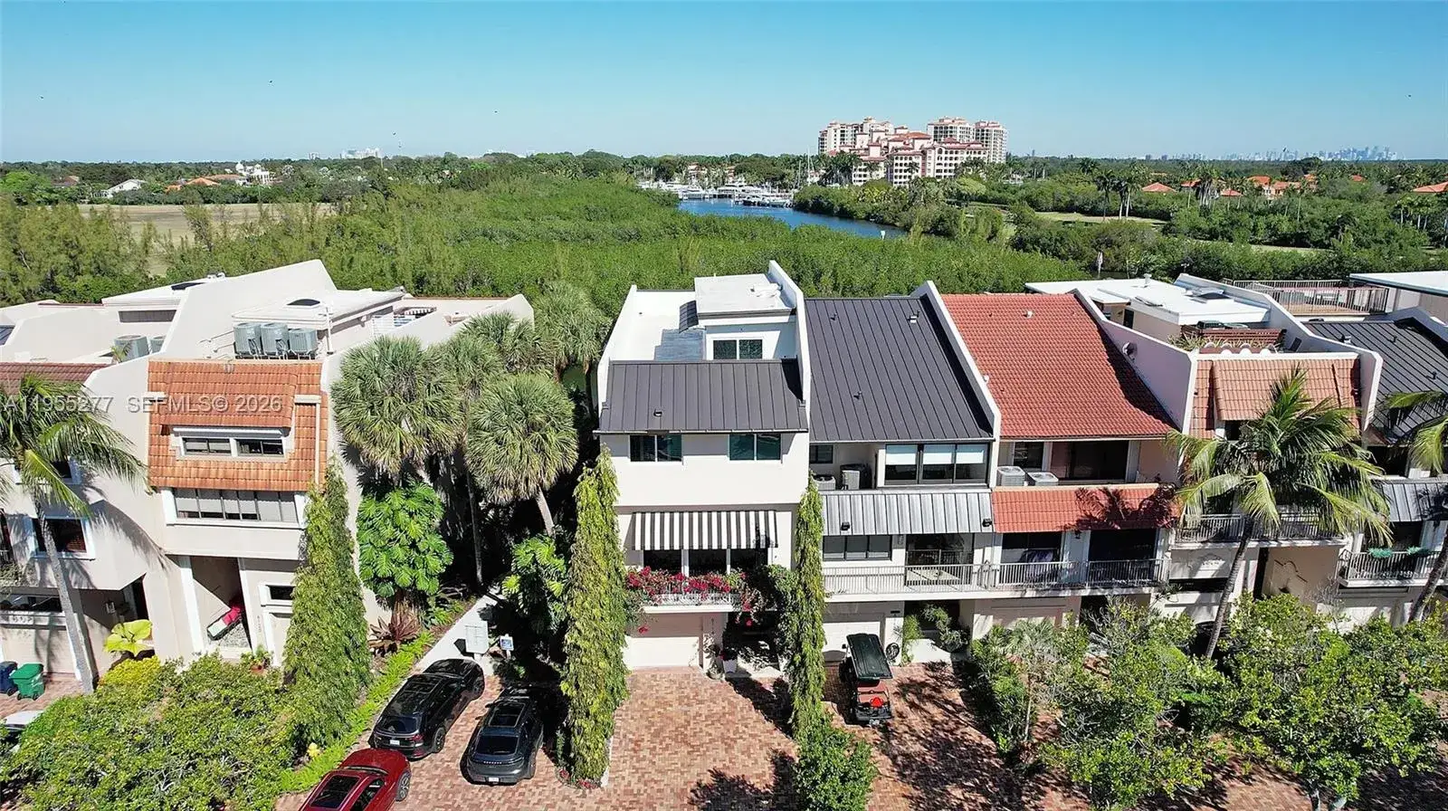 3 bedroom 3 bath Residential for sale at 6114 Paradise Point Dr, Palmetto Bay FL 33157