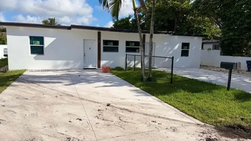 Residential Income for sale at 12101 SW 215th St, Miami FL 33177