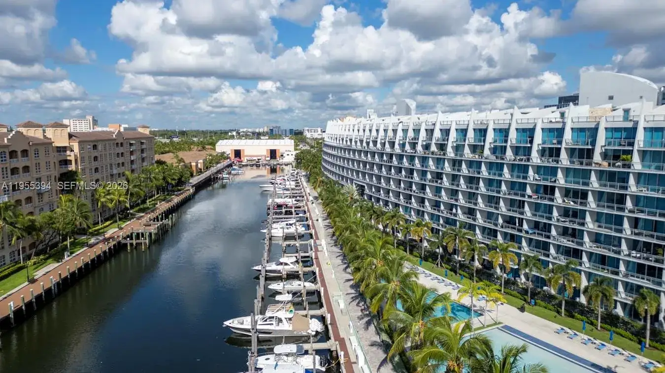 2 bedroom 3 bath Residential for sale at 2950 NE 188th St # 315, Aventura FL 33180