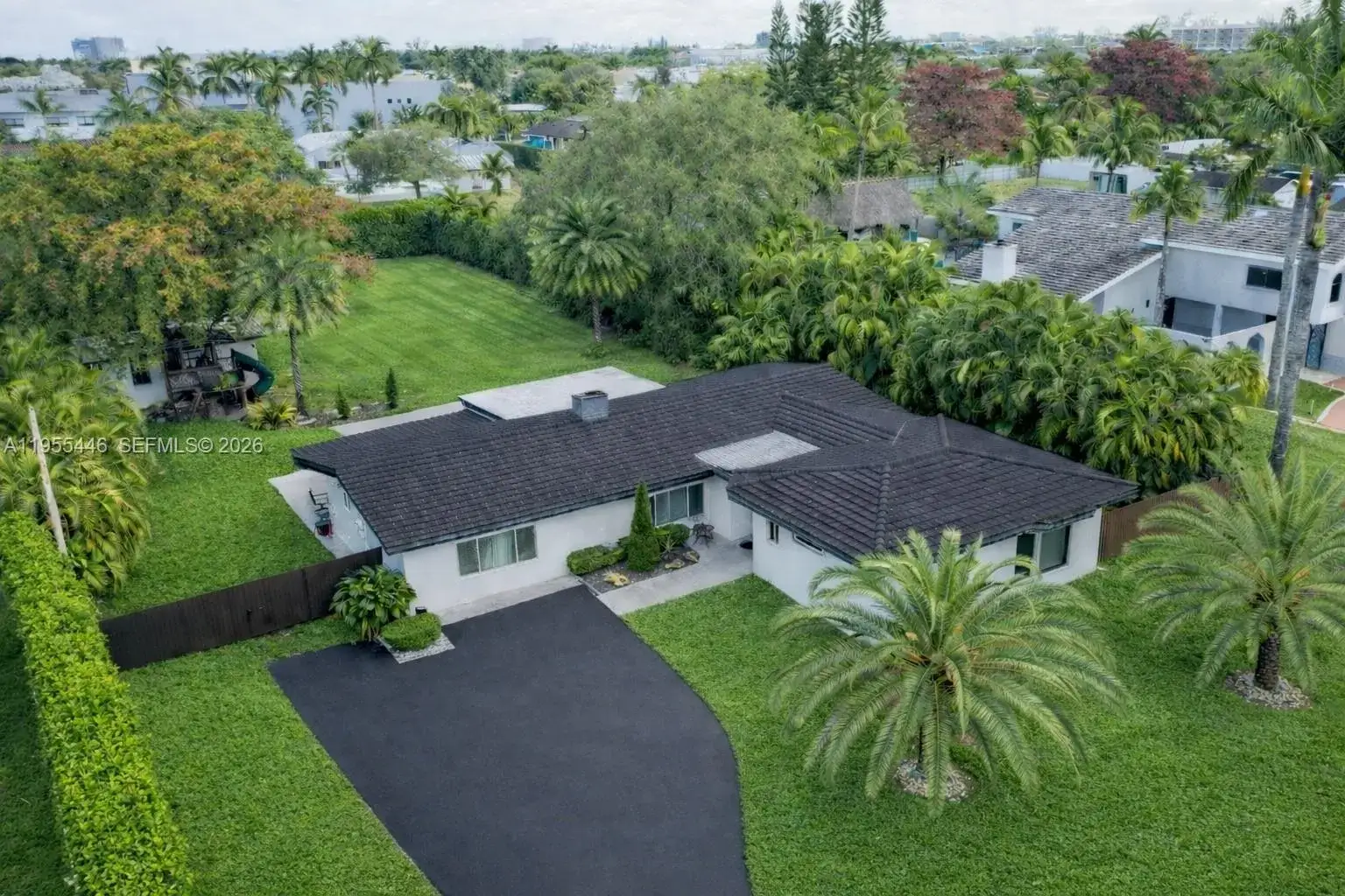 3 bedroom 3 bath Residential for sale at 241 SW 129th Ave, Miami FL 33184