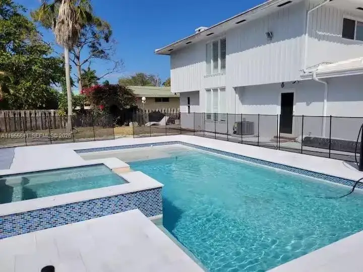 5 bedroom 4 bath Residential for sale at 63 SE 5th Ave, Deerfield Beach FL 33441