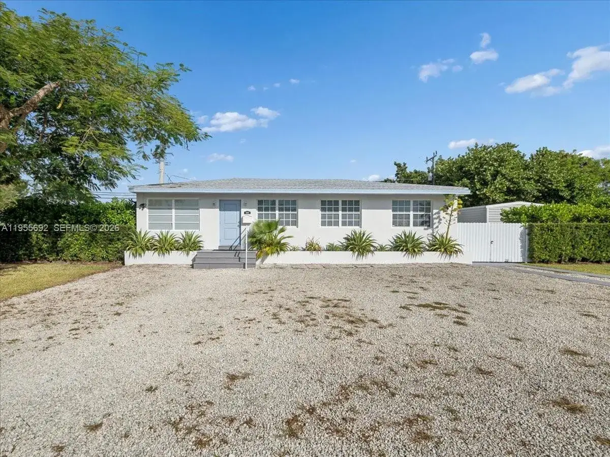 3 bedroom 1 bath Residential for sale at 6891 SW 26th Ter, Miami FL 33155