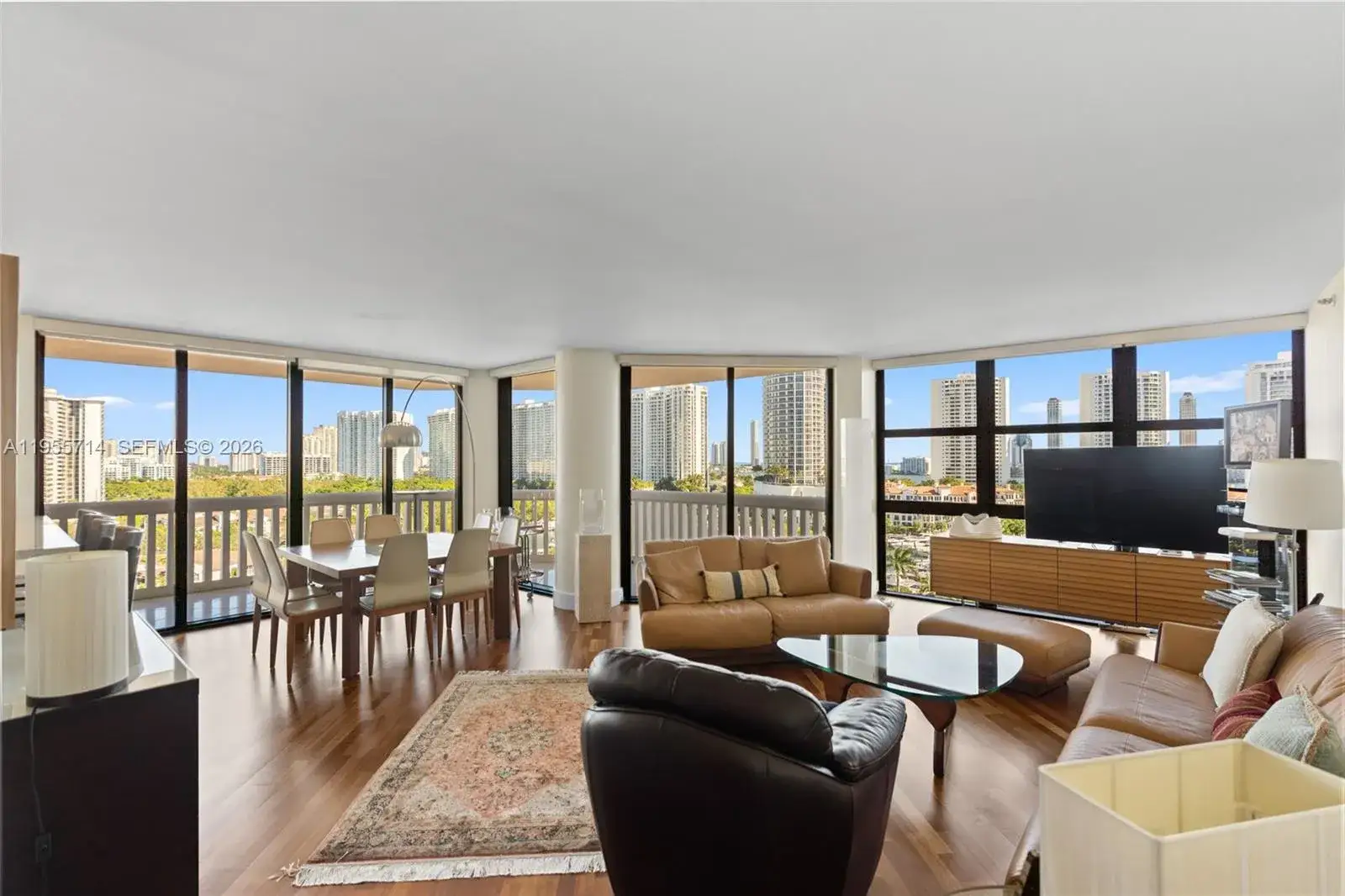 3 bedroom 2 bath Residential for sale at 1000 W Island Blvd # 1209, Aventura FL 33160