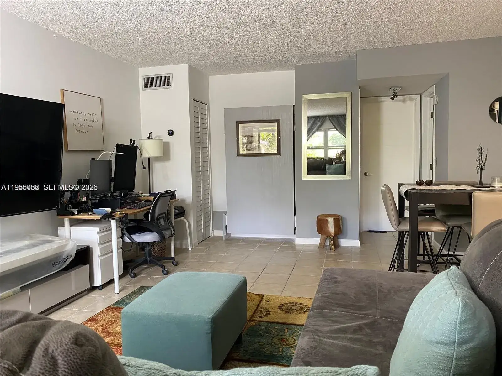 1 bedroom 1 bath Residential Lease for rent at 1425 Arthur St # 115B, Hollywood FL 33020