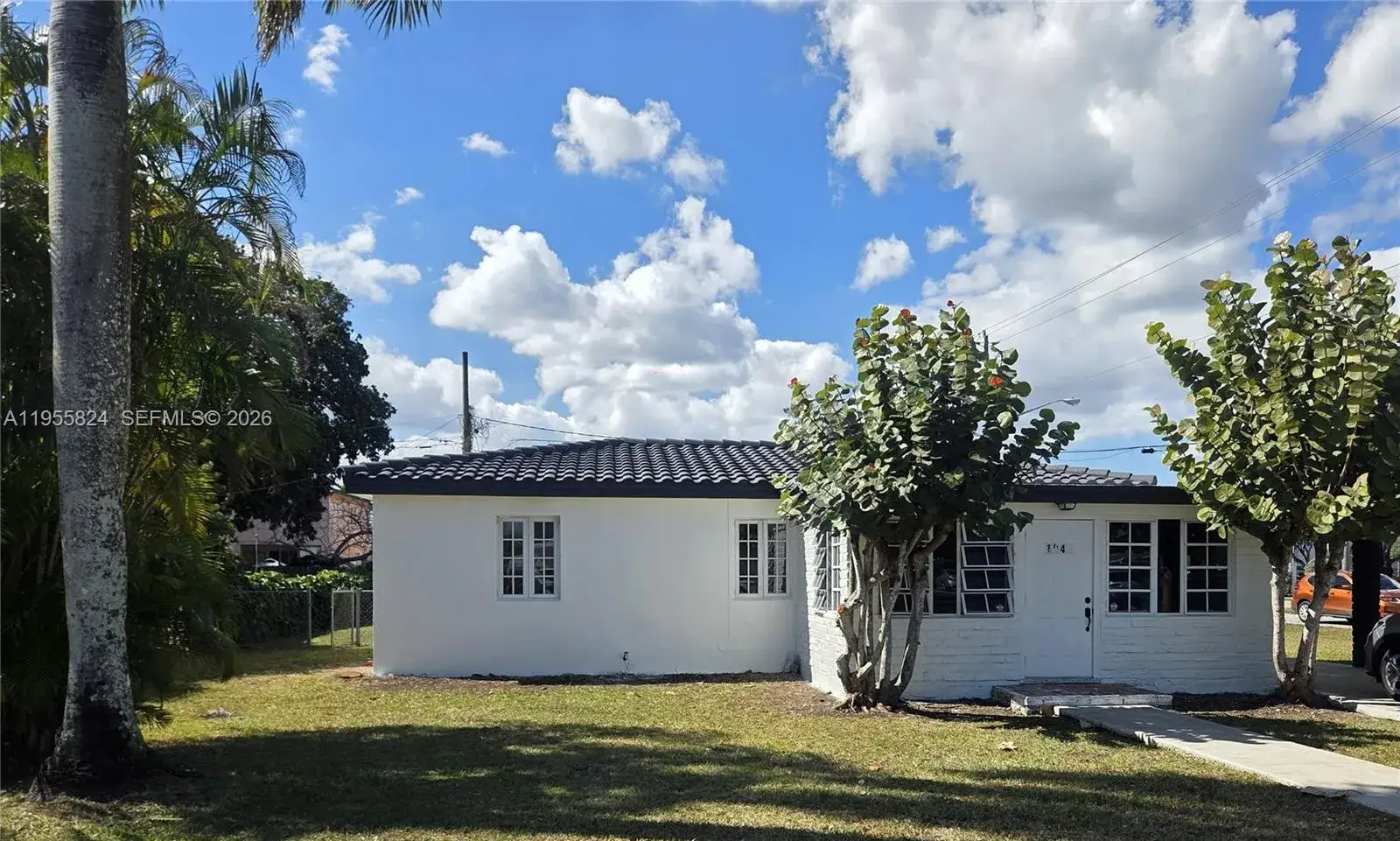 3 bedroom 1 bath Residential for sale at 1044 NE 4th Ave, Homestead FL 33030
