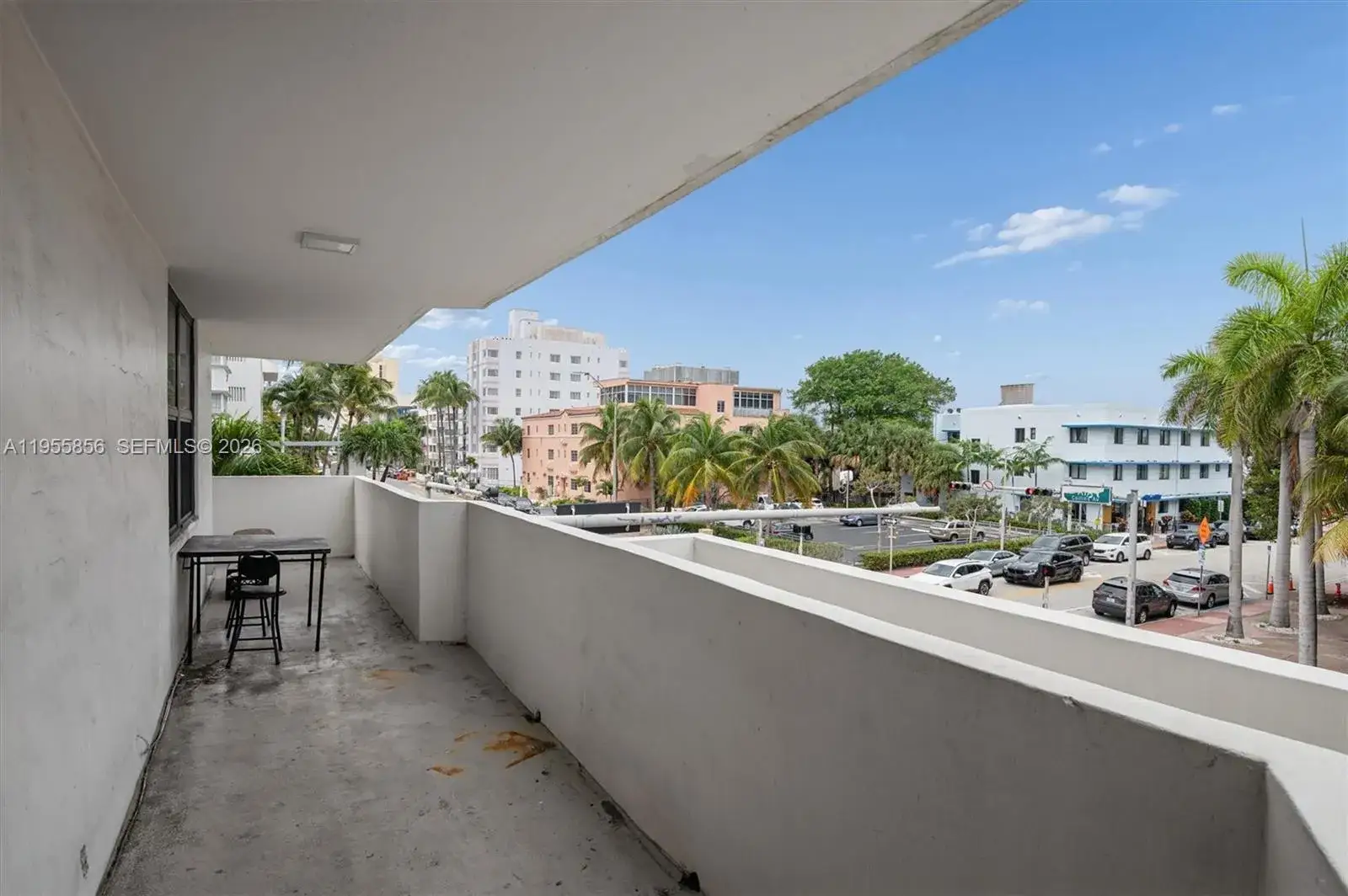 2 bedroom 2 bath Residential for sale at 4301 Collins Ave # 202, Miami Beach FL 33140