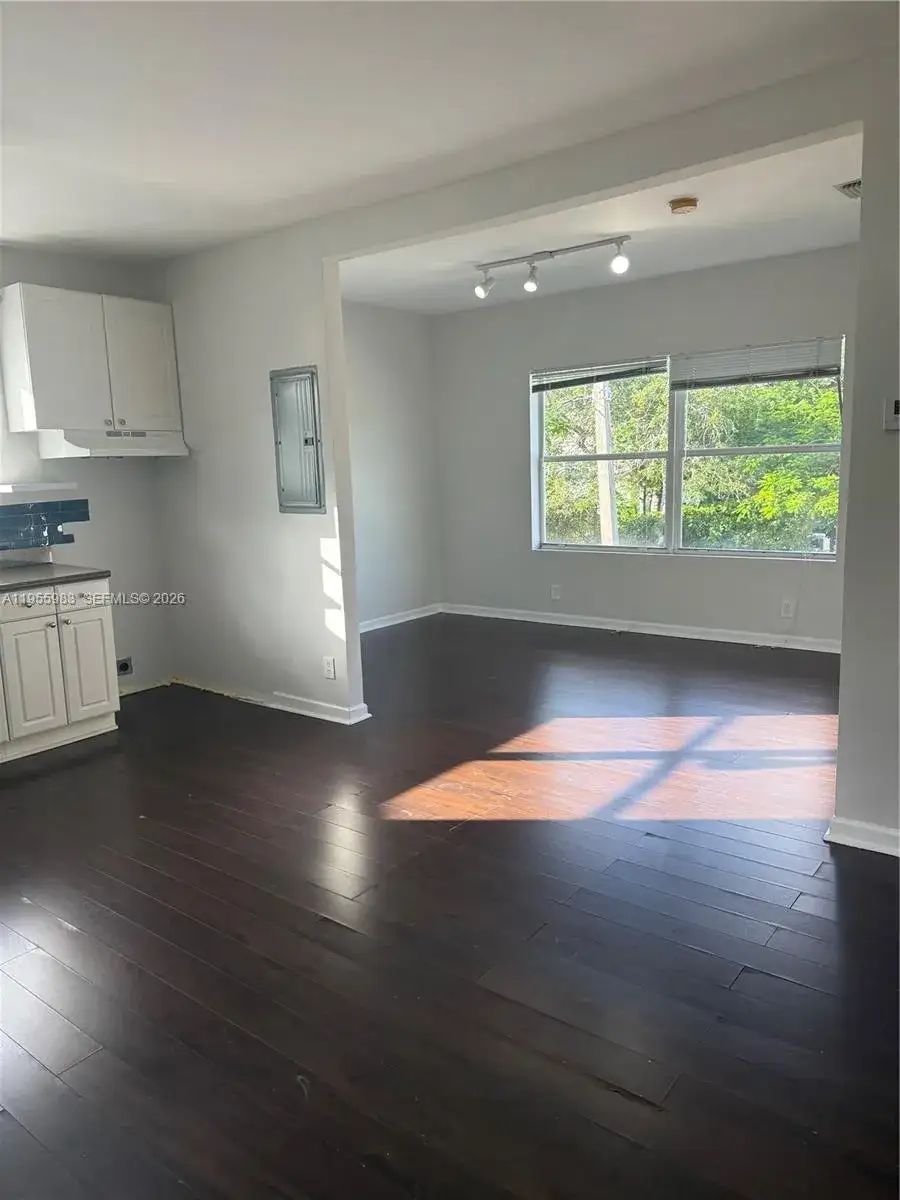 1 bedroom 1 bath Residential Lease for rent at 576 NE 63rd St # 6, Miami FL 33138