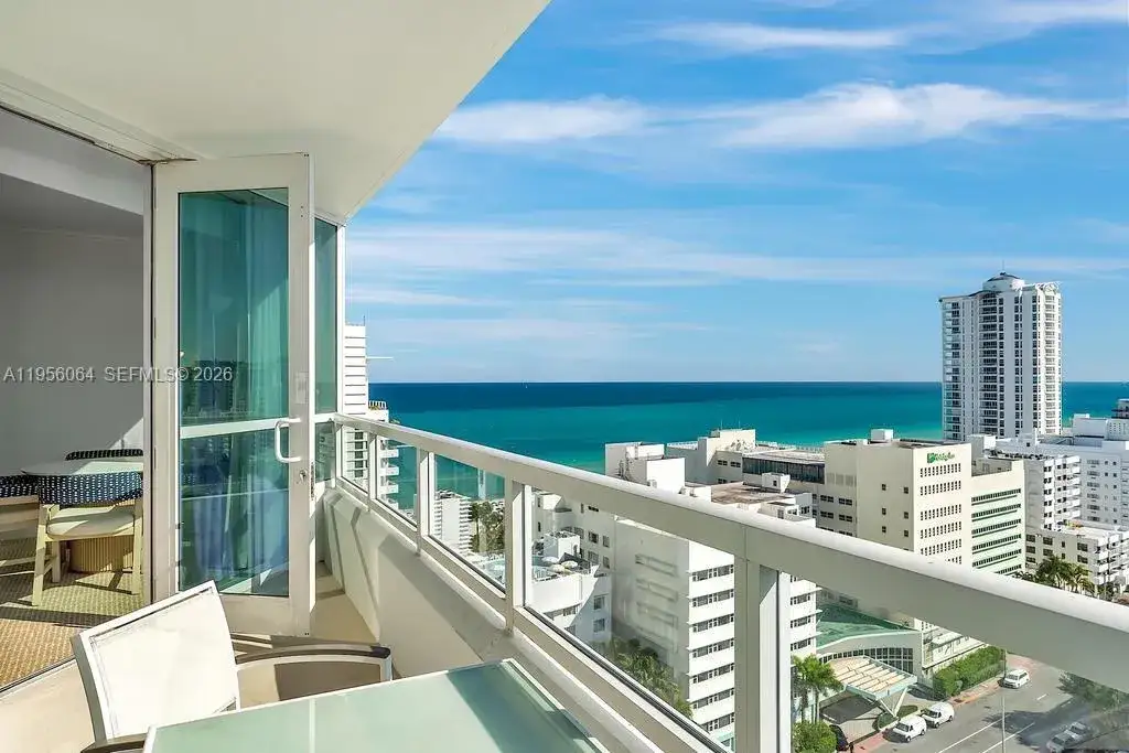 1 bedroom 1 bath Residential for sale at 4401 Collins Ave # 1712, Miami Beach FL 33140