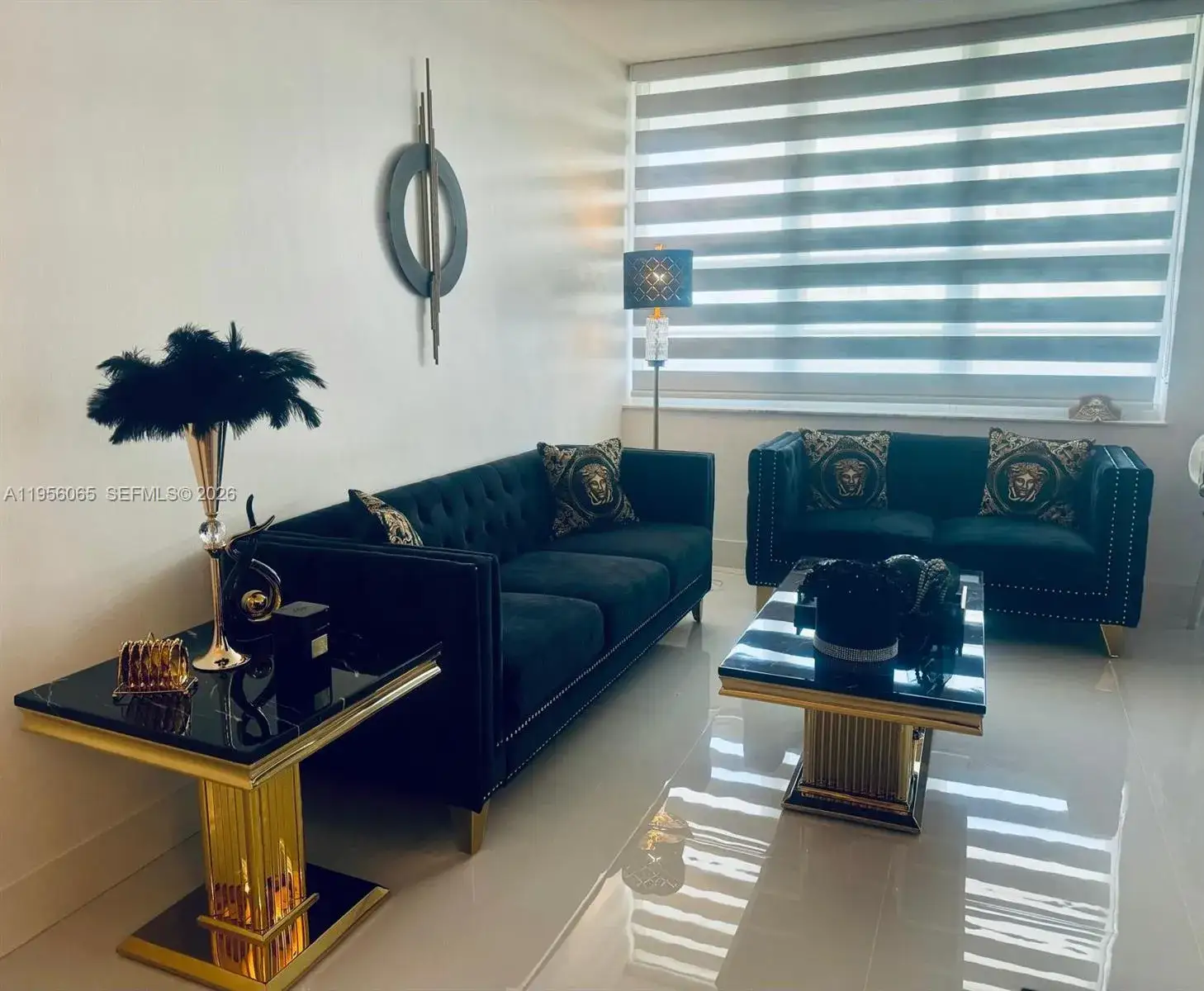1 bedroom 1 bath Residential Lease for rent at 100 Lincoln Rd # 408, Miami Beach FL 33139