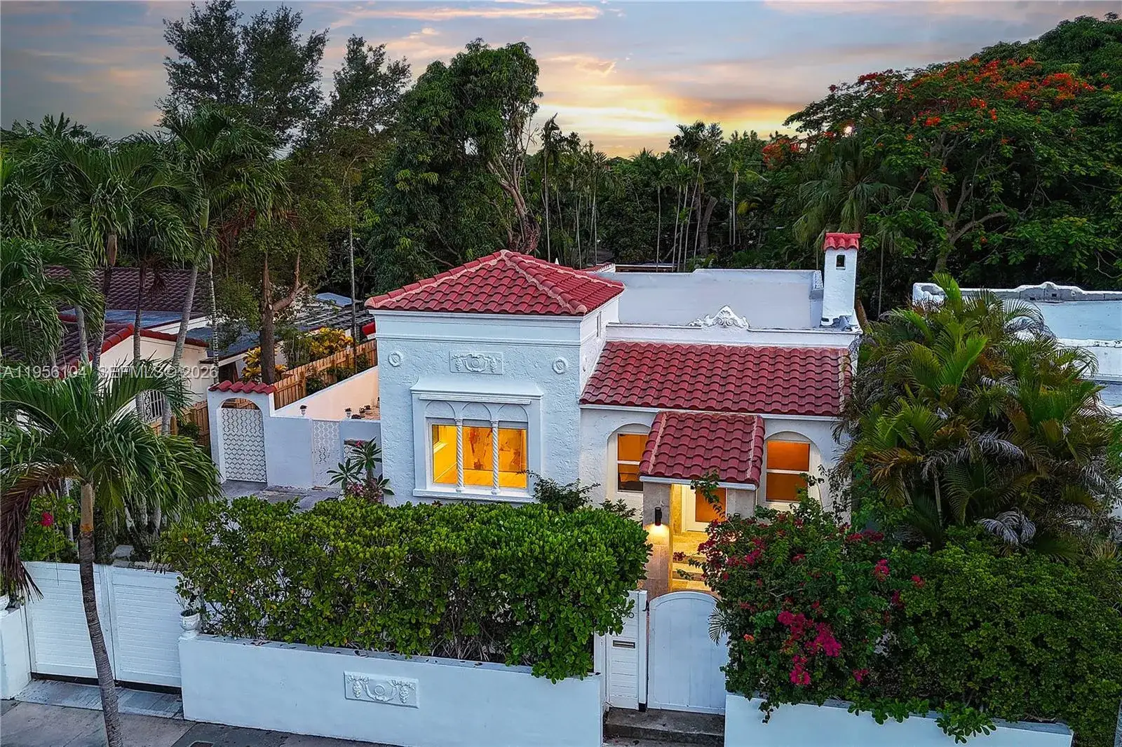 3 bedroom 3 bath Residential for sale at 3616 SW 26th St, Miami FL 33133