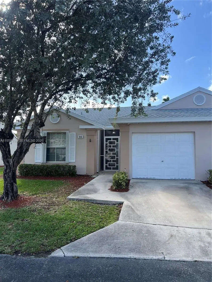 2 bedroom 2 bath Residential for sale at 1845 SE 6th Ct, Homestead FL 33033