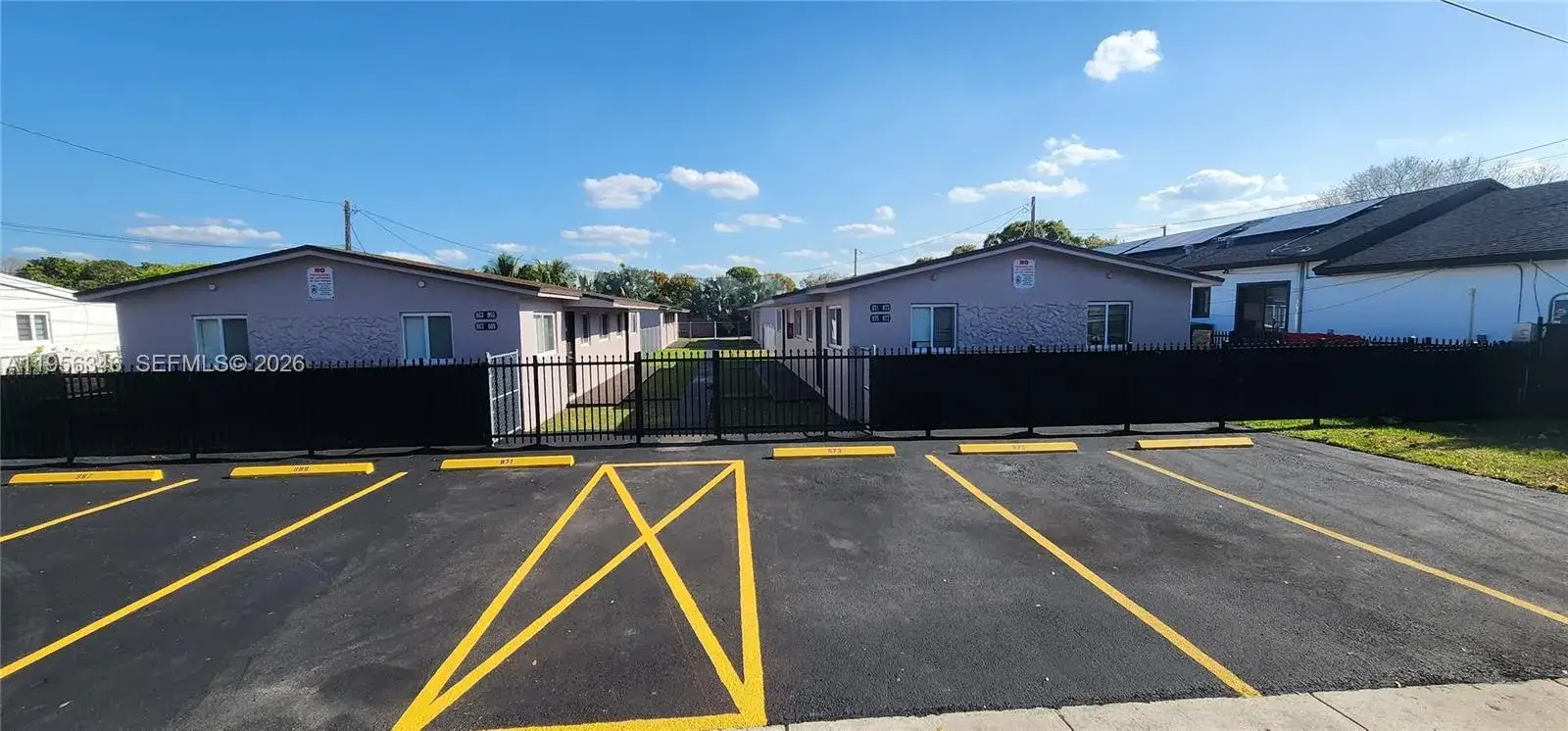 873 NW 10th St, Florida City FL 33034
