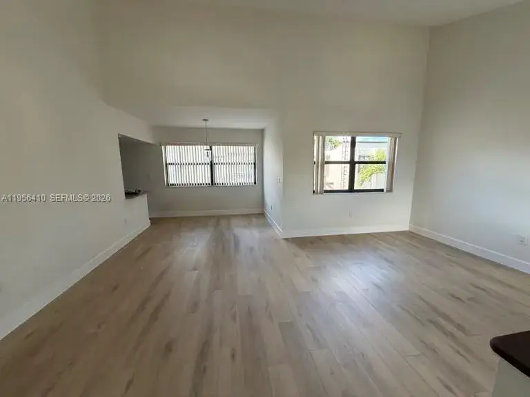 3 bedroom 2 bath Residential for sale at 10231 Fontainebleau Blvd # 201, Miami FL 33172