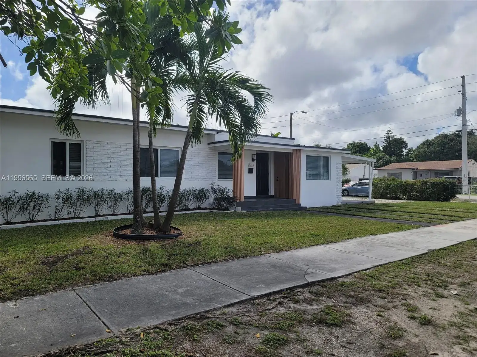 3 bedroom 1 bath Residential Lease for rent at 5410 SW 2nd, Miami FL 33134