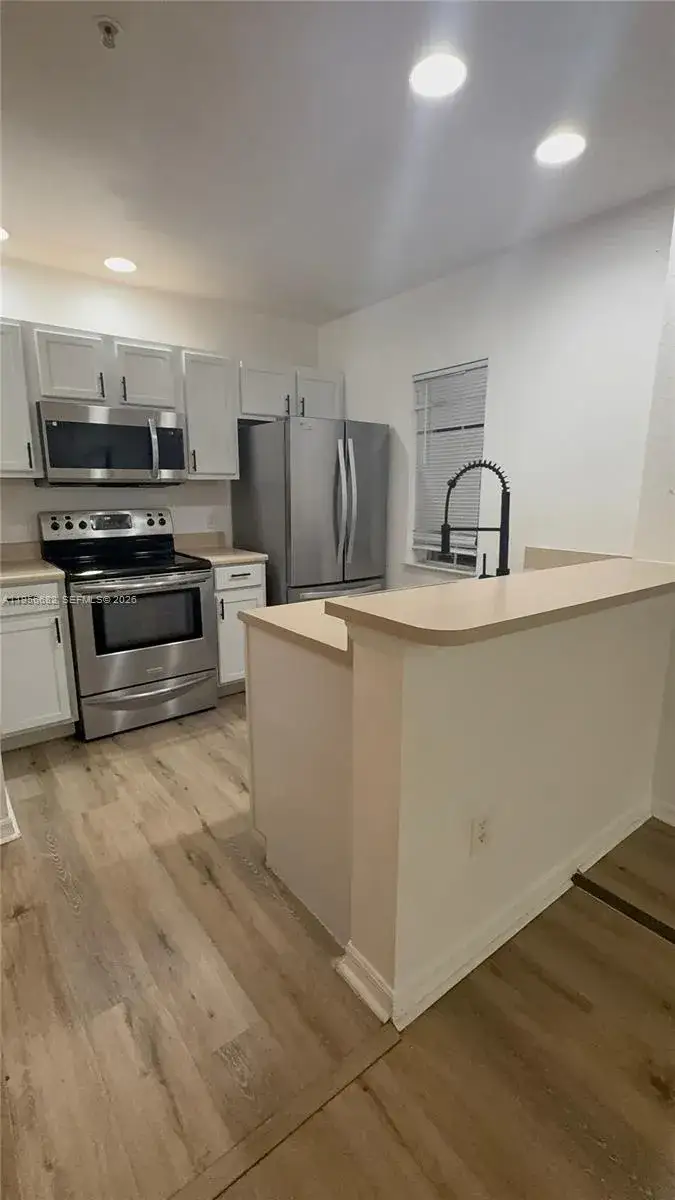 4 bedroom 3 bath Residential Lease for rent at 4003 SANTA MARIA DRIVE # 101, Kissimmee FL 34741
