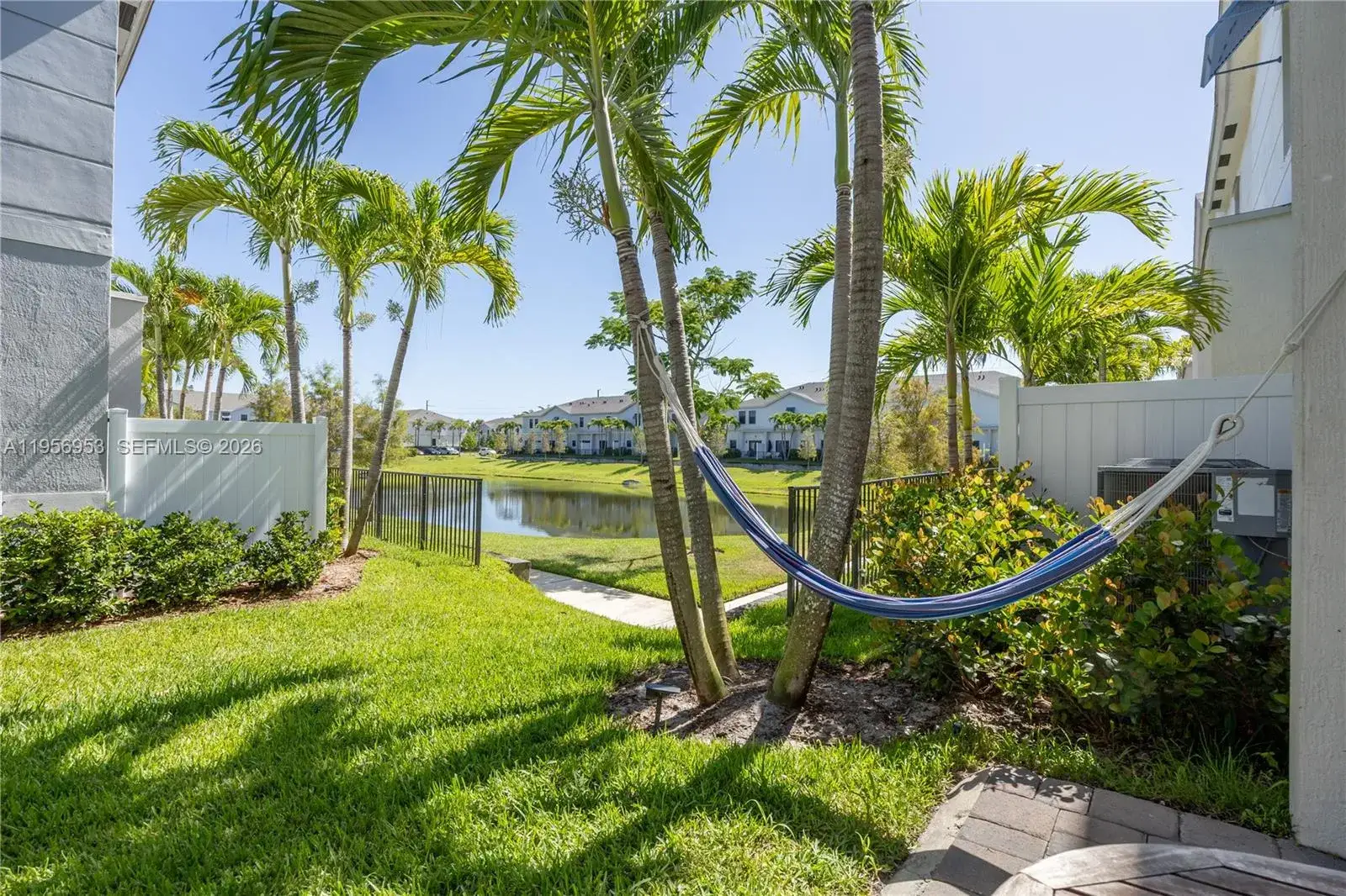 3 bedroom 2 bath Residential for sale at 369 NW 8th Ct, Pompano Beach FL 33060