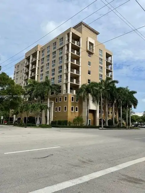 2 bedroom 2 bath Residential for sale at 2650 SW 37th Ave # 501, Miami FL 33133